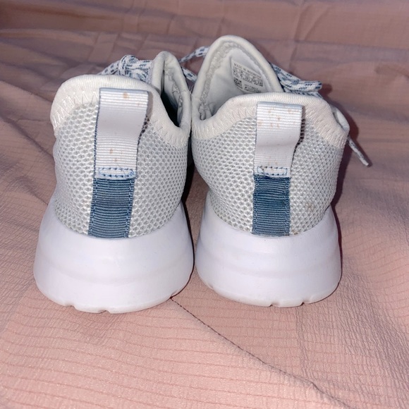 womens adidas shoes - Picture 3 of 4